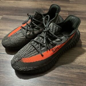 Yeezy Boost 350 V2 Sneakers